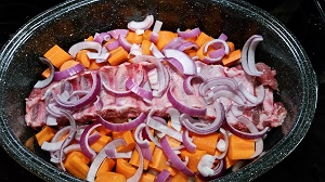 add onions to ribs